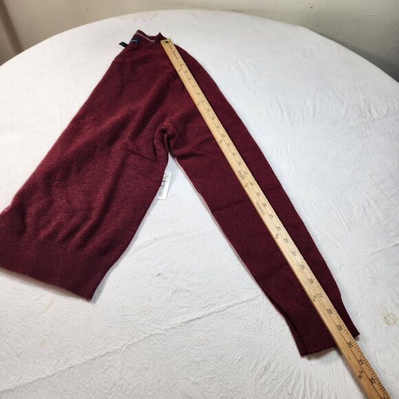 Buttoned Down Men's Sweater Size S 100% Pure Cashmere Burgundy V Neck (16) - Picture 11 of 12
